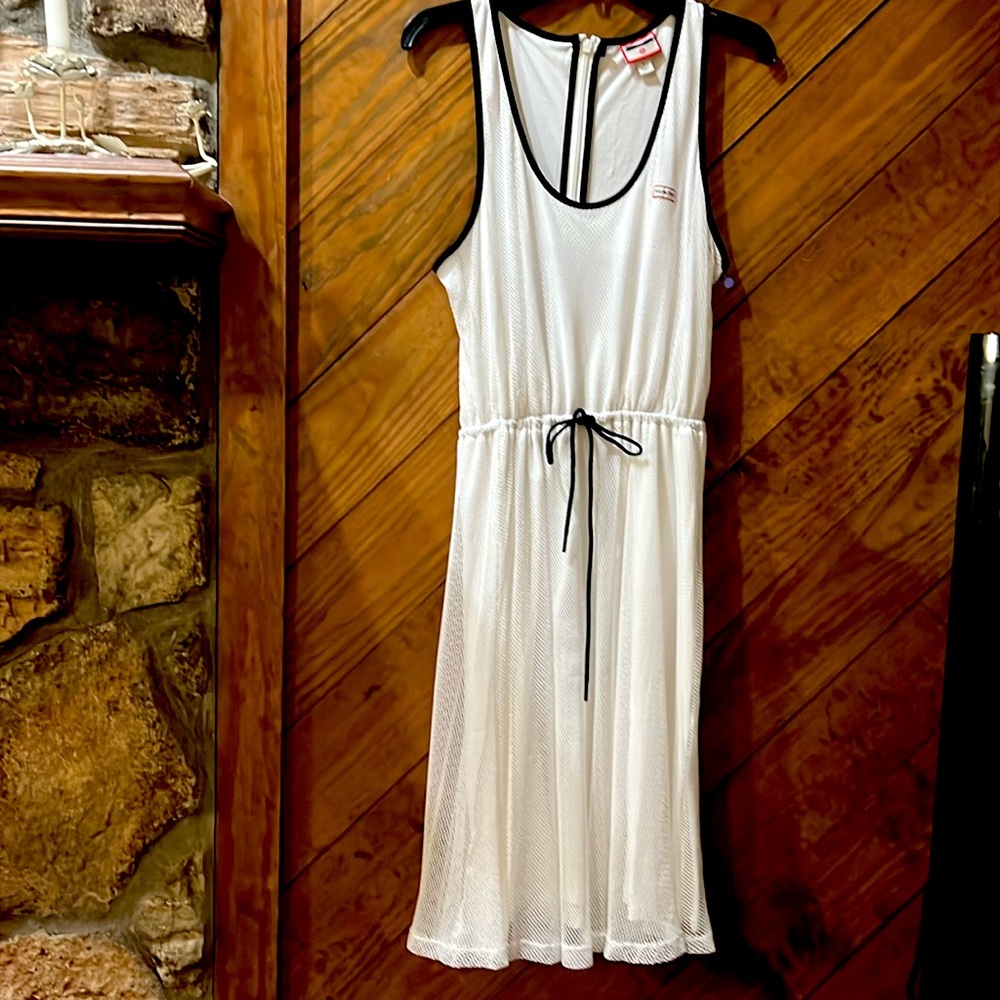 Hunter White and Black Chemise with Racerback